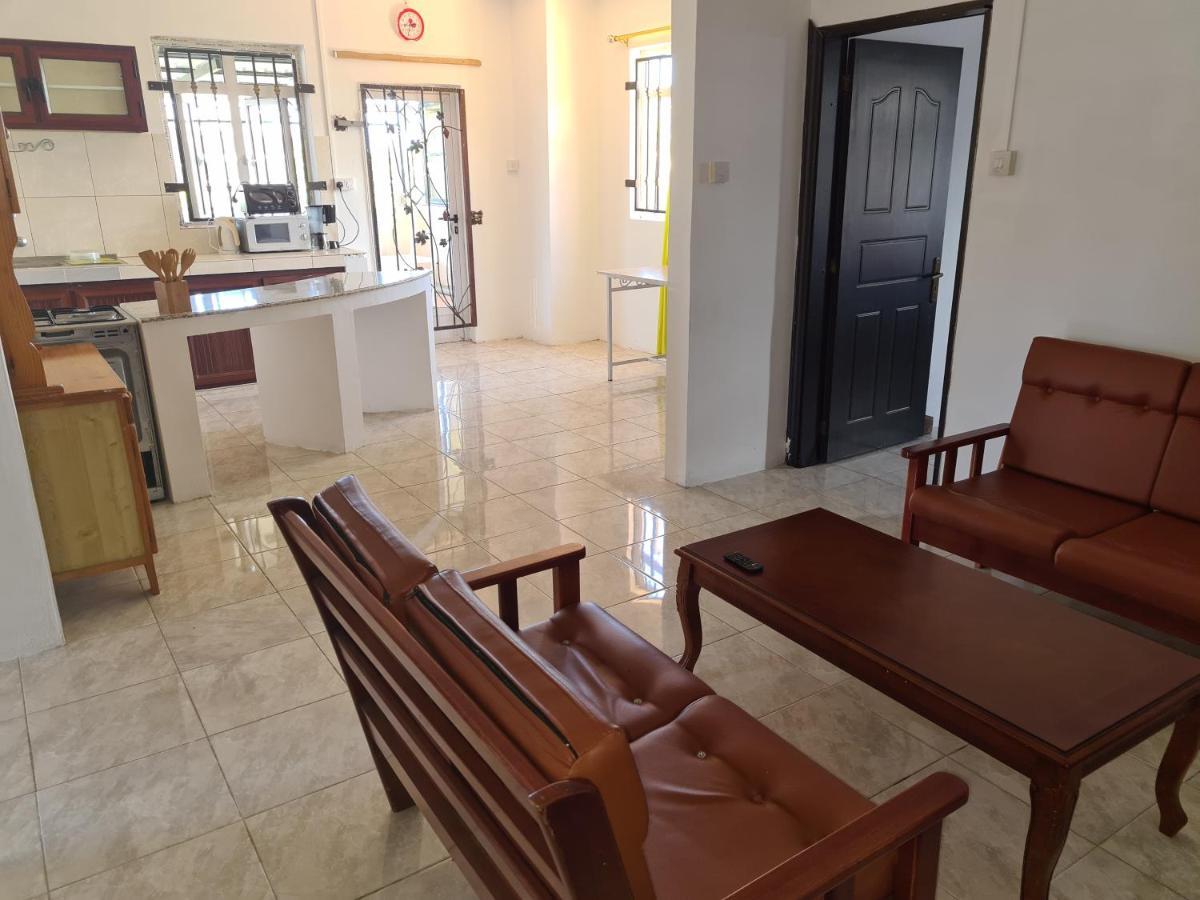 Oasis Tropical Aparthotel Pereybere Beach Εξωτερικό φωτογραφία