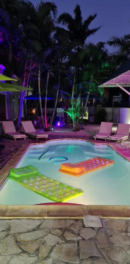 Oasis Tropical Aparthotel Pereybere Beach Εξωτερικό φωτογραφία